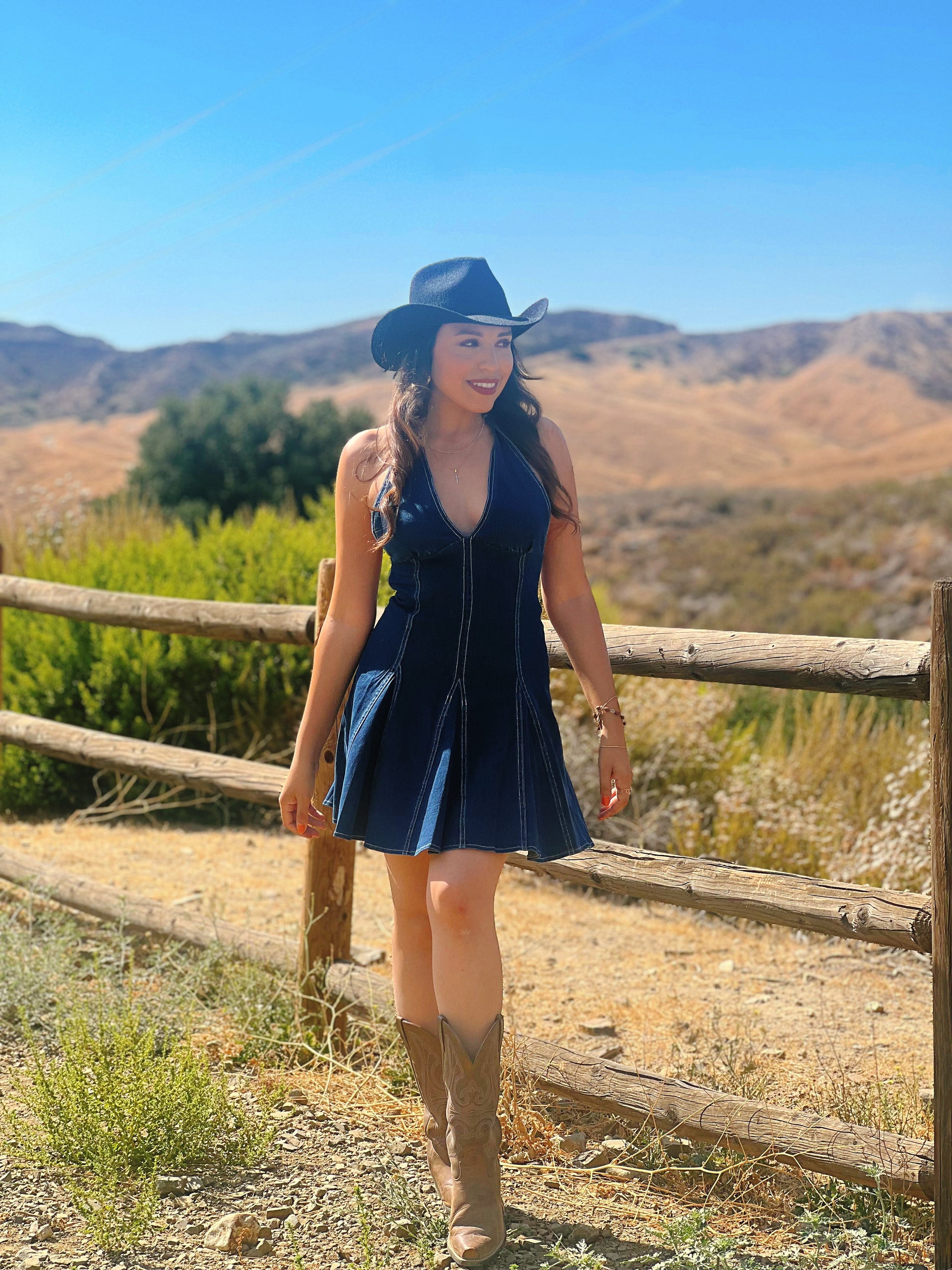 Western Belle V-Neck Denim Dress | Country Fashion