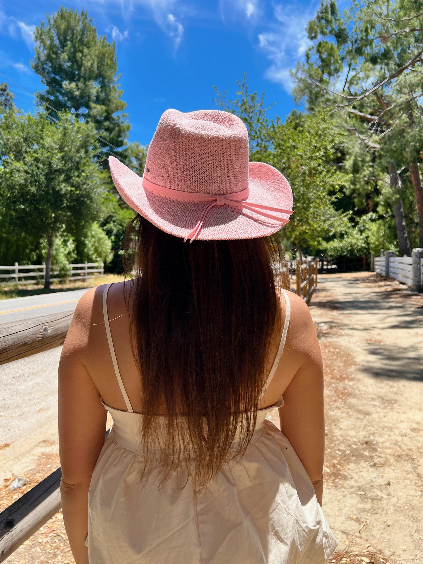 Country Chic Cowgirl Hat - Pink